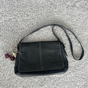 Vintage coach black leather purse